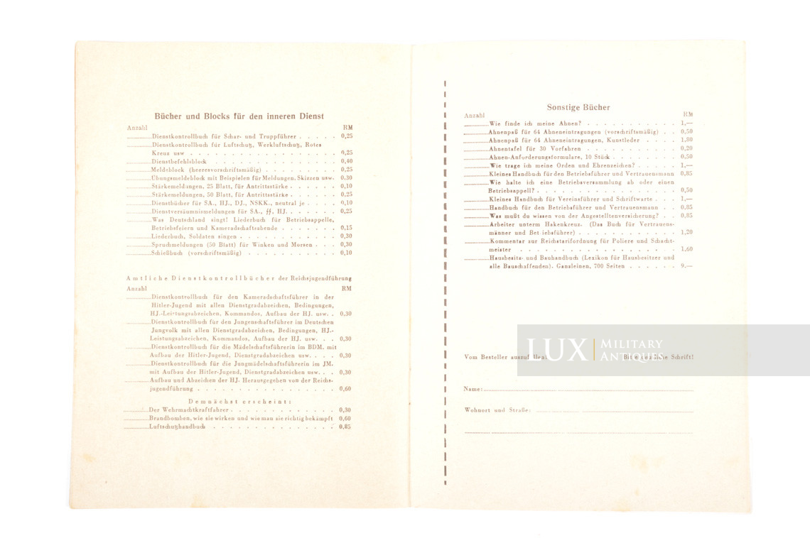 Livret allemand « Abzeichen und Uniformen des Heeres » - photo 20