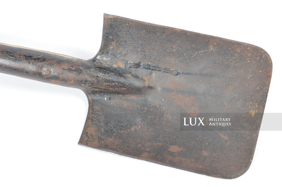 German mid-war entrenching tool - photo 7
