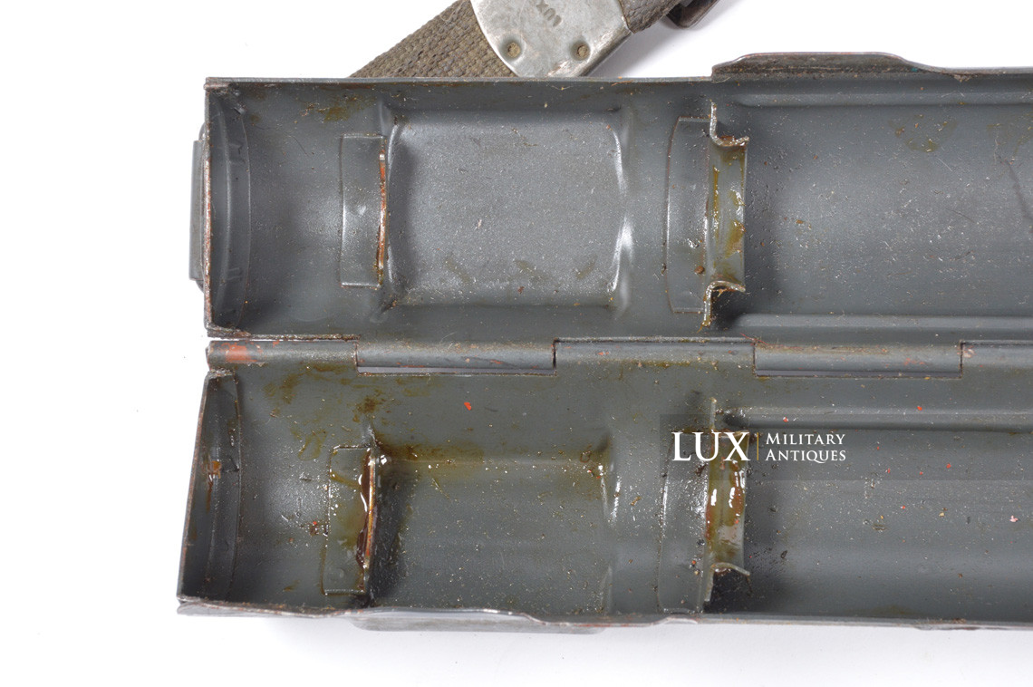German MG42 blue spare barrel carrier, « brc43 » - photo 18