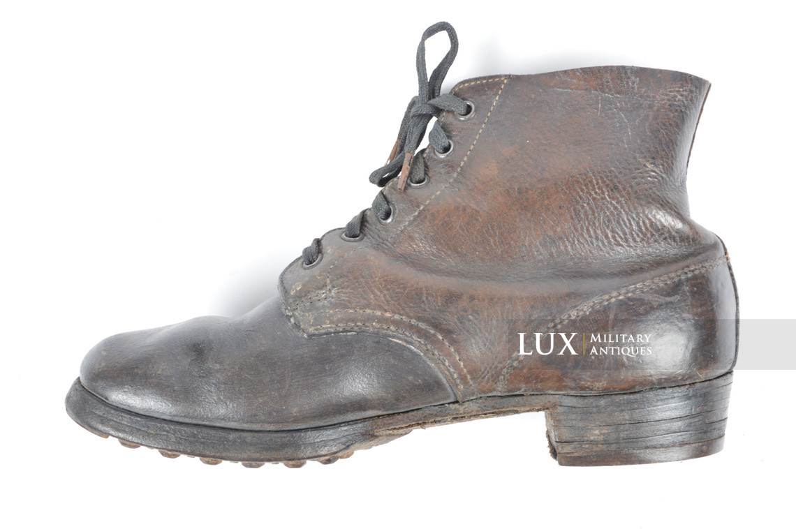 Late-war German low ankle combat boots, RBNr « 0/0268/0076 » - photo 12