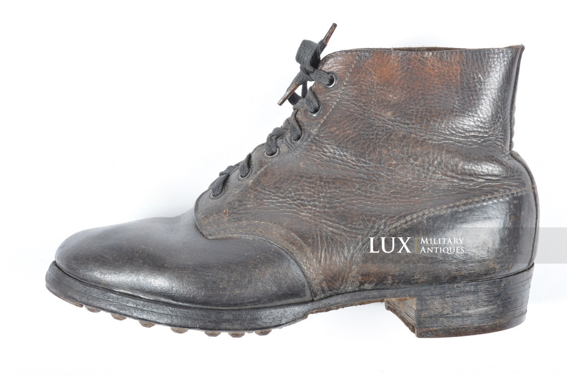 Late-war German low ankle combat boots, RBNr « 0/0268/0076 » - photo 22