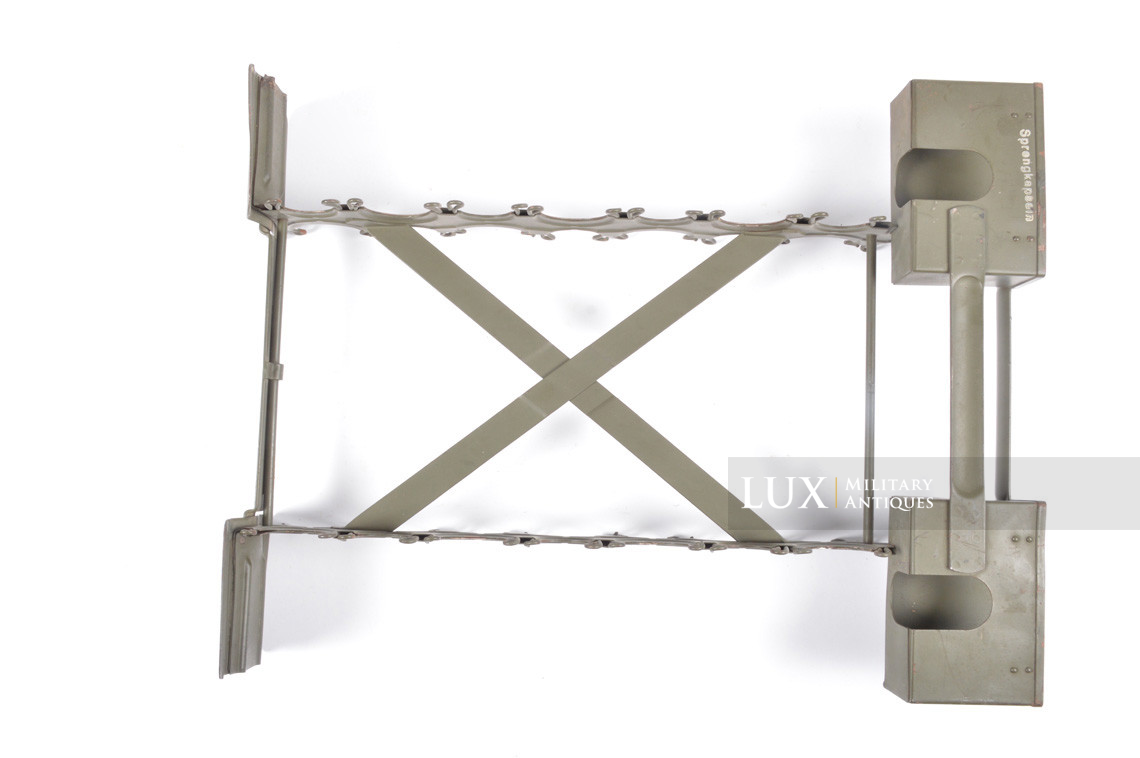 German M24 stick grenade carrier box with internal storage rack, « 1939 » - photo 9