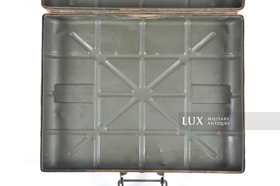 German M24 stick grenade carrier box with internal storage rack, « 1939 » - photo 40