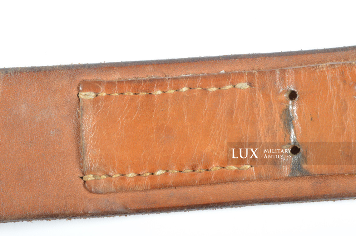 Cuir de ceinturon fin de guerre - Lux Military Antiques - photo 12