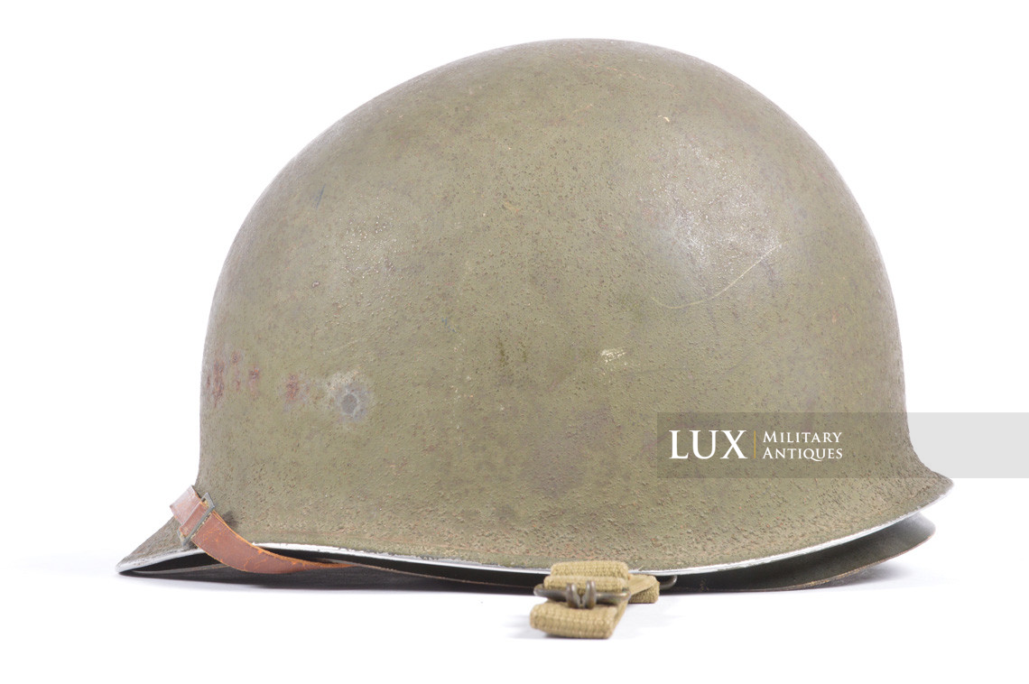 Early USM1 front seam fixed bale combat helmet, « Saint-Clair » - photo 7