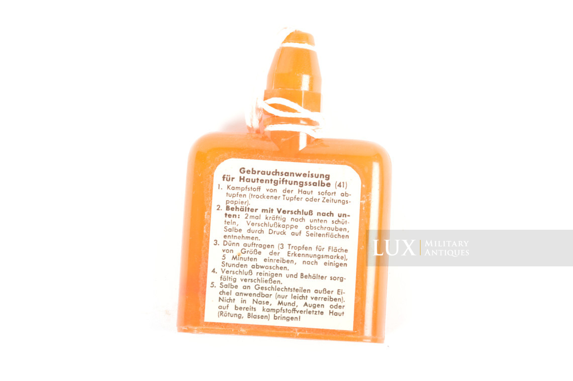 Kit allemand de décontamination cutané des gaz - photo 11