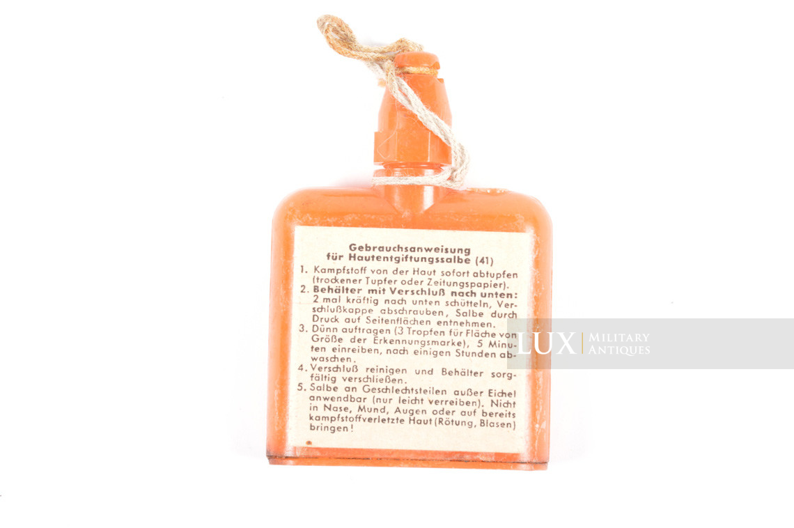 German gas skin decontamination ointment container - photo 4