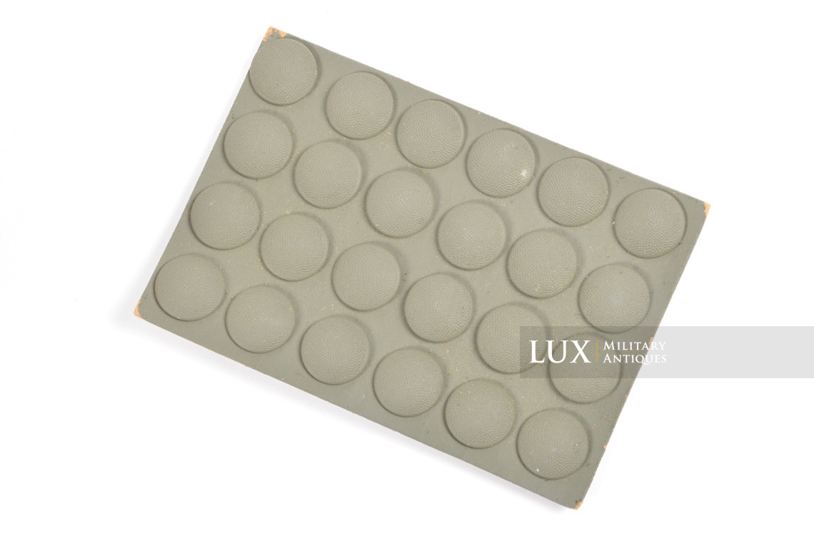Plaque de boutons allemand - photo 9