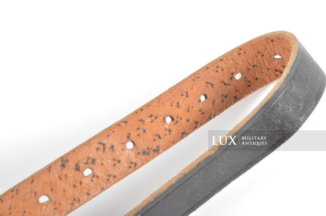 Early German helmet chinstrap in pigskin leather, « Rahm & Kampmann » - photo 11