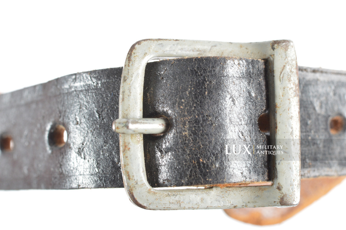 Early German helmet chinstrap in pigskin leather, « Rahm & Kampmann » - photo 13