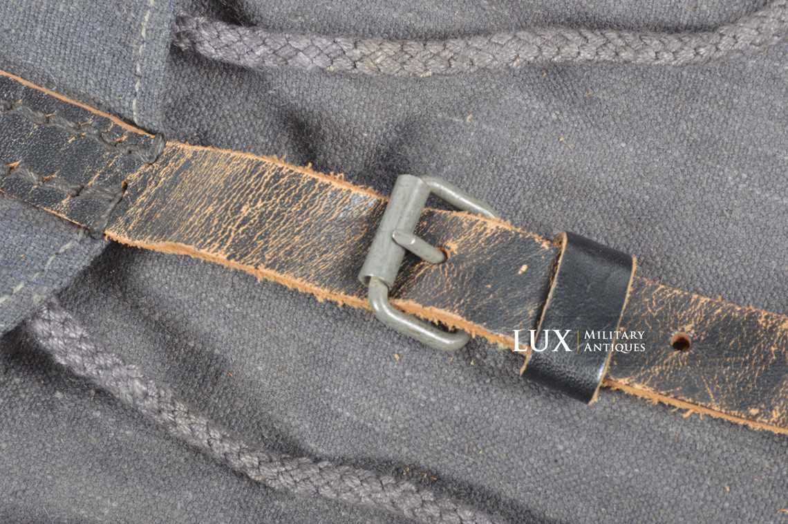 Late-war Luftwaffe M44combat rucksack - photo 11