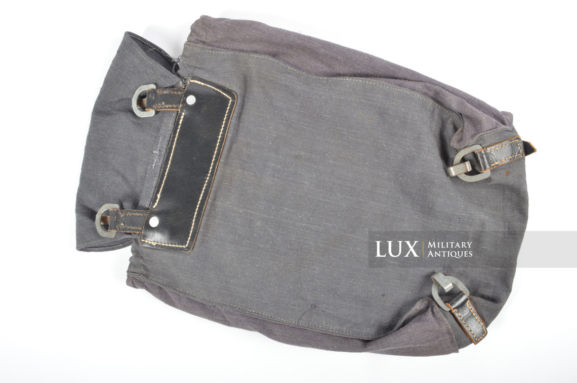 Late-war Luftwaffe M44combat rucksack - photo 12