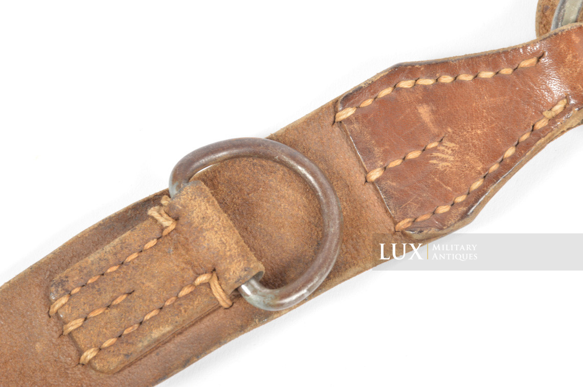 German late war leather combat Y-straps in natural brown leather, « RBNr » - photo 9