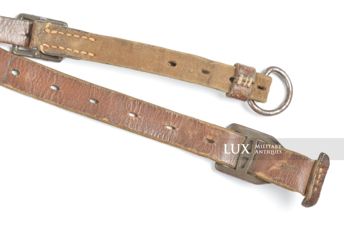 German late war leather combat Y-straps in natural brown leather, « RBNr » - photo 22