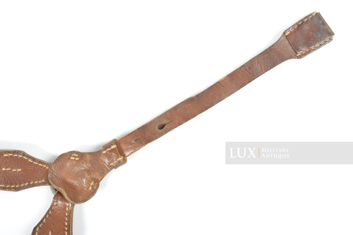 German late war leather combat Y-straps in natural brown leather, « RBNr » - photo 23