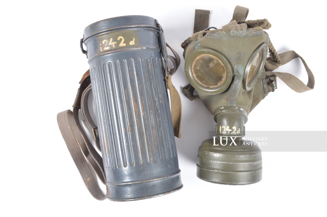 Det beruset tromme German Luftwaffe gas mask canister - Lux Military Antiques