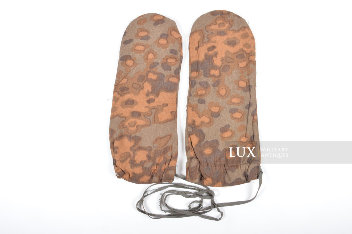 Waffen-SS oak leaf « B » pattern camouflage / white reversible winter gloves - photo 4