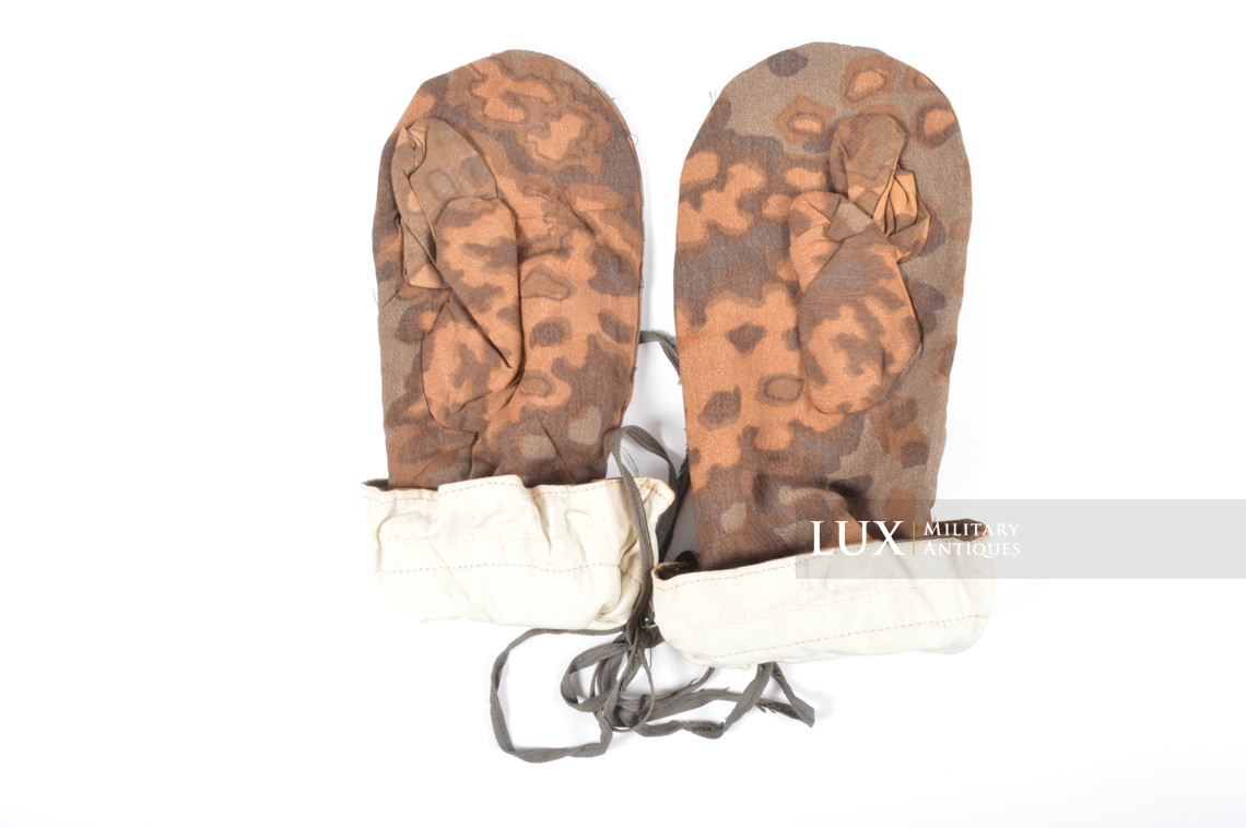 Waffen-SS oak leaf « B » pattern camouflage / white reversible winter gloves - photo 8