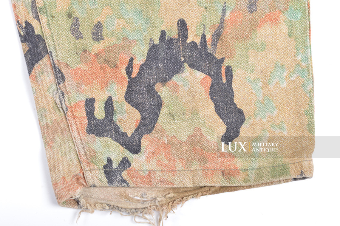 Very rare late war German M45 camouflage combat trousers, « Leibermuster » - photo 25