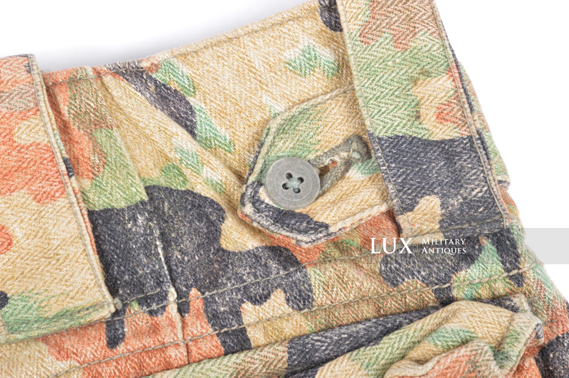 Very rare late war German M45 camouflage combat trousers, « Leibermuster » - photo 31