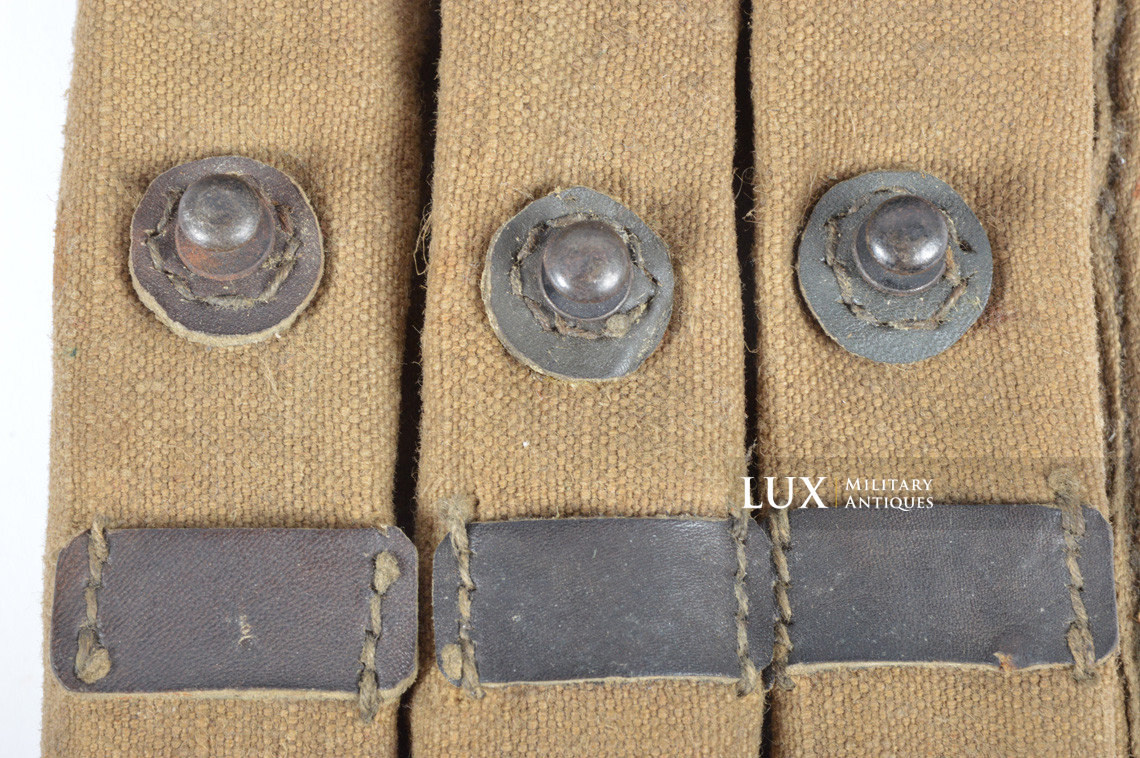 Pair of WW2 Italian Beretta 38 magazine pouches - photo 18