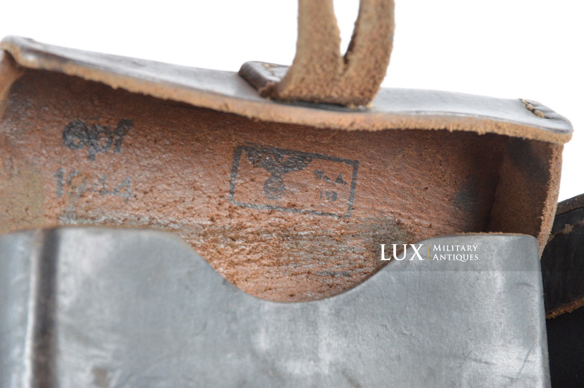 Rare G43 / K43 ammo pouch, woodwork find, « epf 1944 » - photo 13