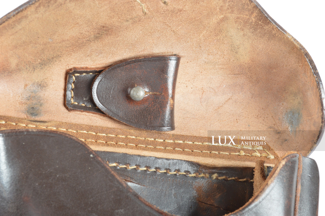 Early P08 holster in chocolate brown leather, « 1940 » - photo 16