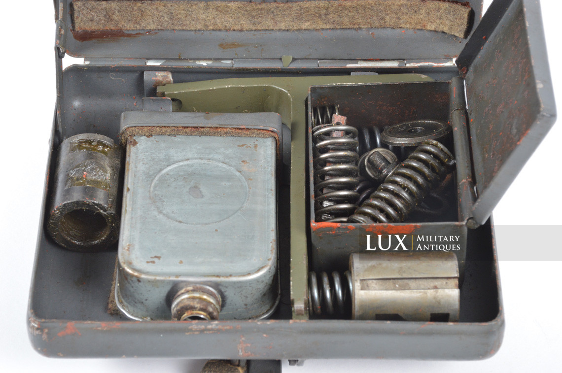 Boîte accessoires / outils du mortier allemand 5cm « l.Gr.W. 36 » - photo 20