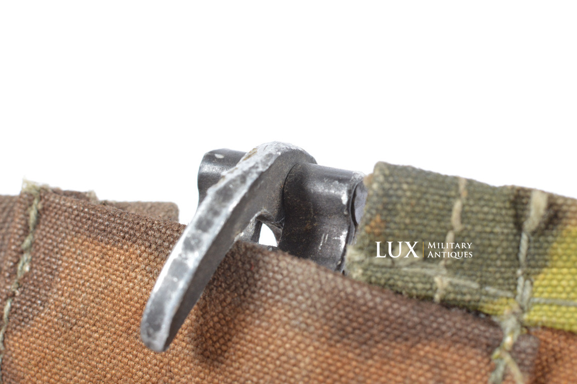 Rare first model Waffen-SS camouflage helmet cover, « lateral plane tree » - photo 36