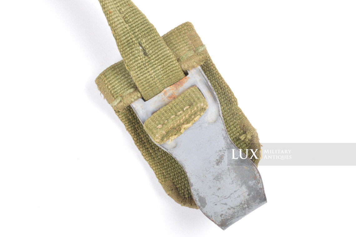 Early set of German tropical green web light Y-straps, « DAK » - photo 24