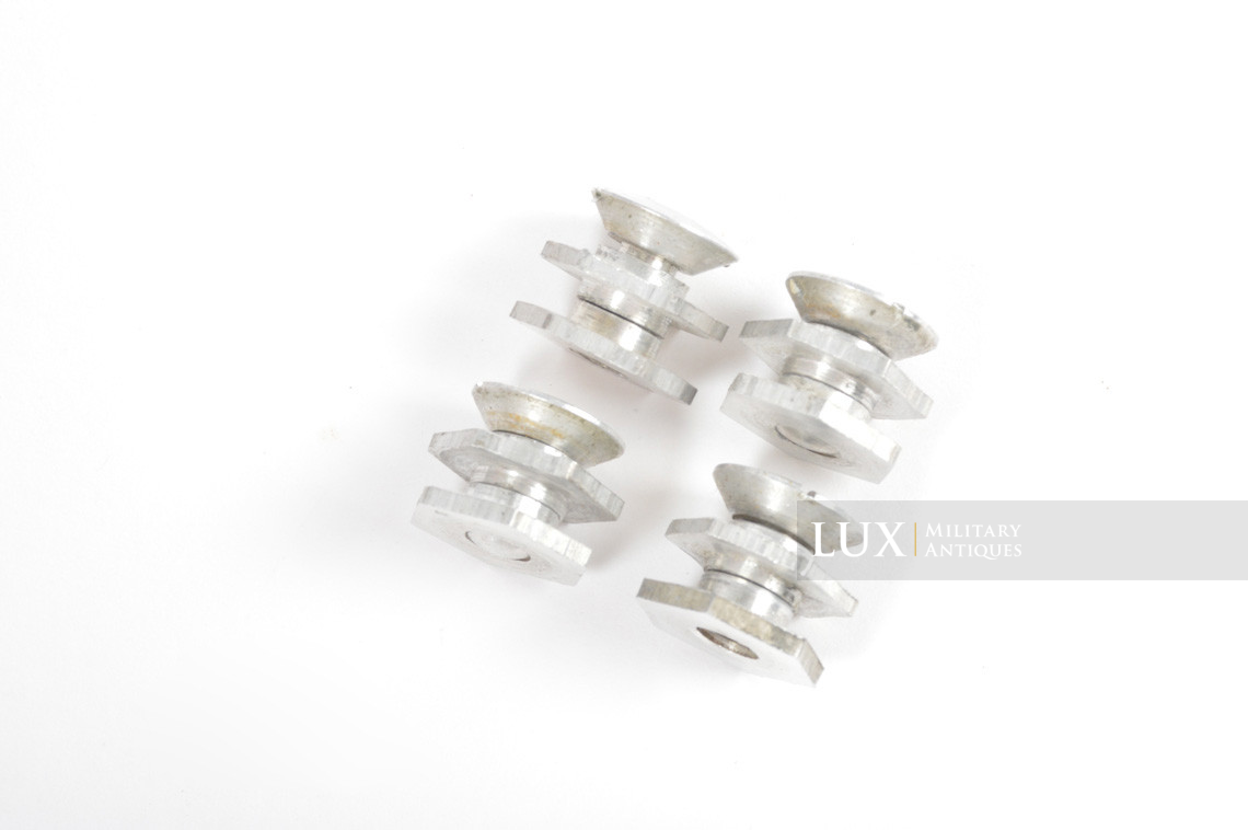 Set de 4 boulons pour casque de parachutiste allemand M38 - photo 8