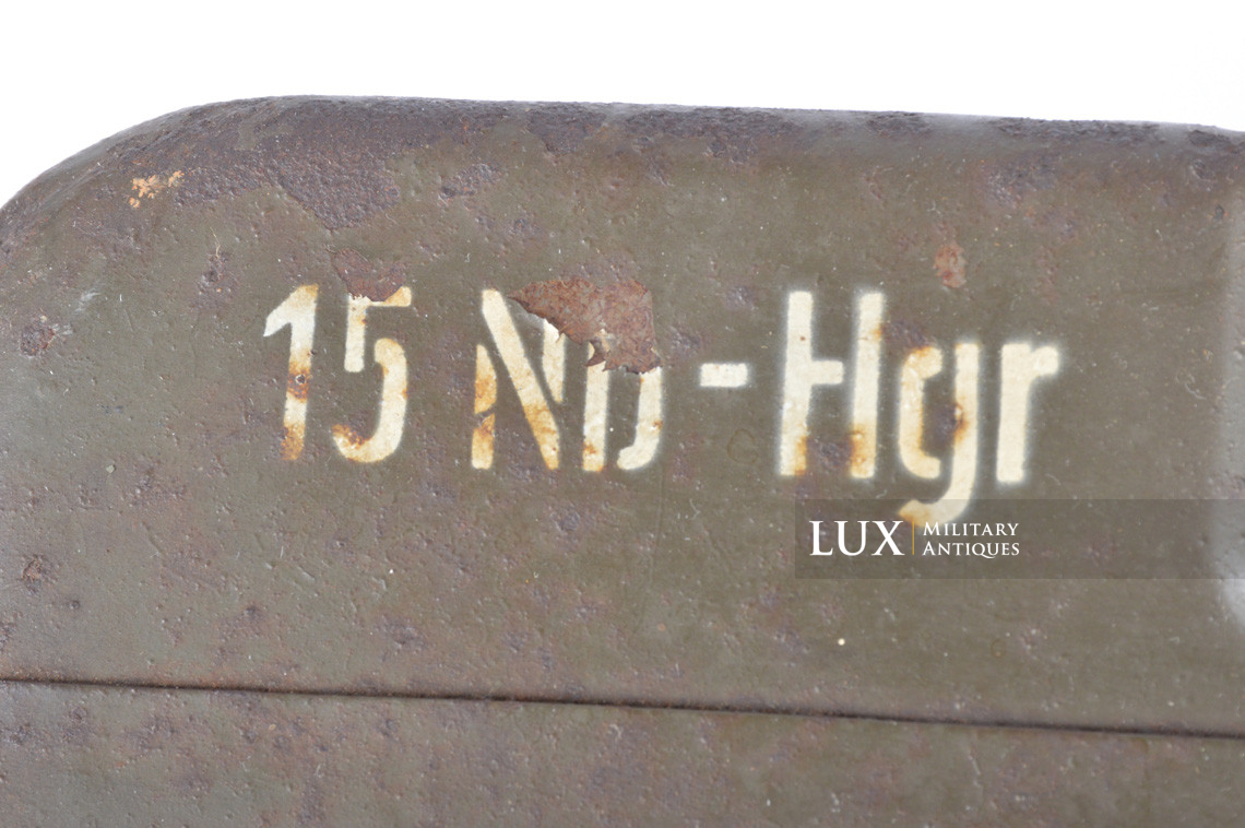 Caisse de grenades à manche M39 fumigènes avec son râtelier - photo 10