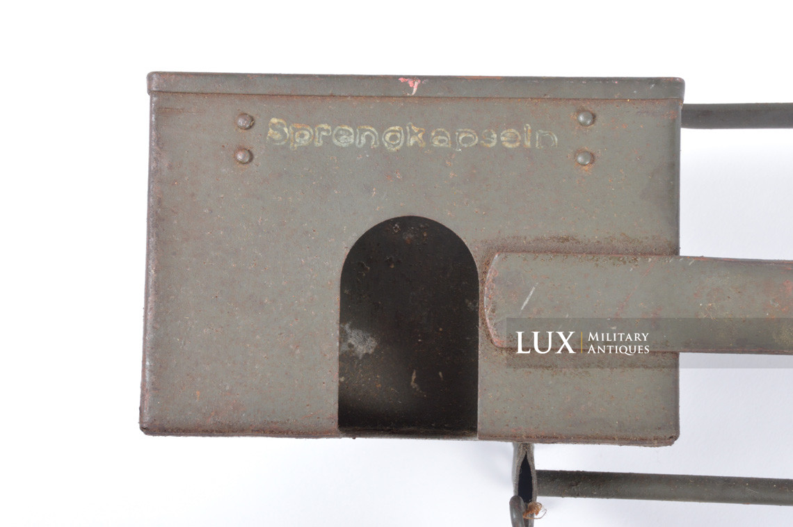 German M39 smock hand grenade carrier box with internal storage rack - photo 28