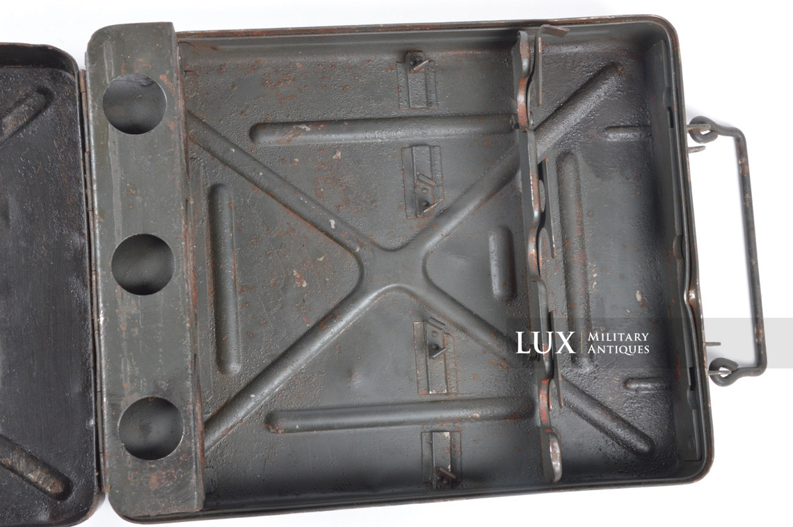 German 8cm mortar steel ammunition storage box, « 1939 » - photo 21