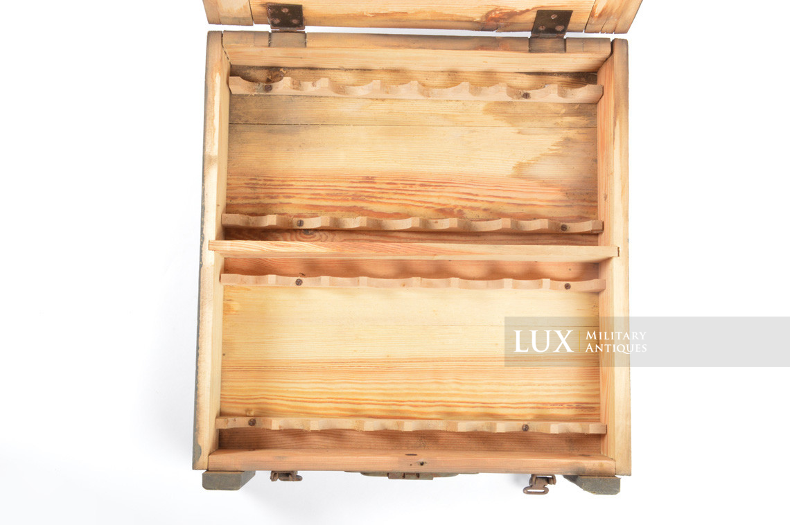 Waffen-SS Panzer grenaten 36 ammunitions storage box, « 1944 » - photo 26