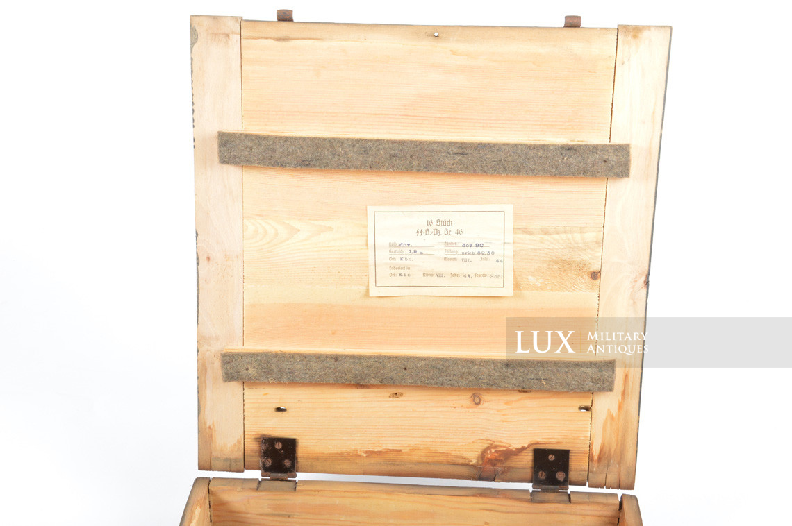 Waffen-SS Panzer grenaten 36 ammunitions storage box, « 1944 » - photo 27