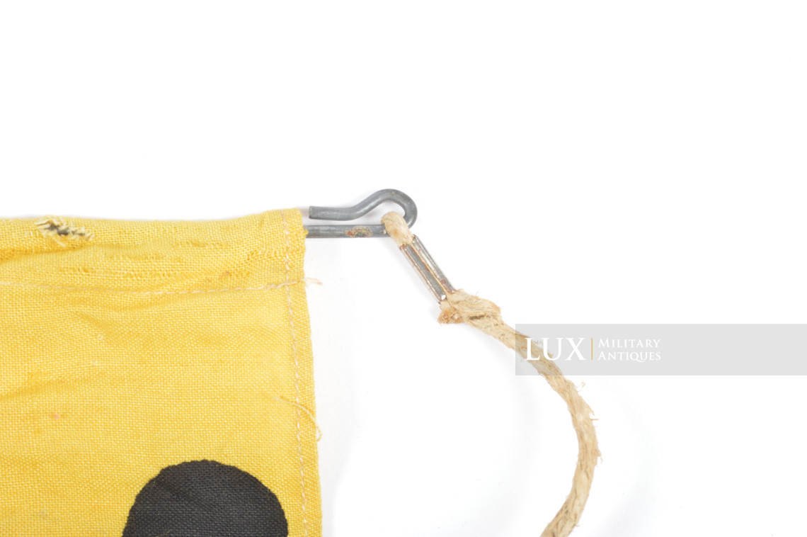 German mine warning flag - Lux Military Antiques - photo 10