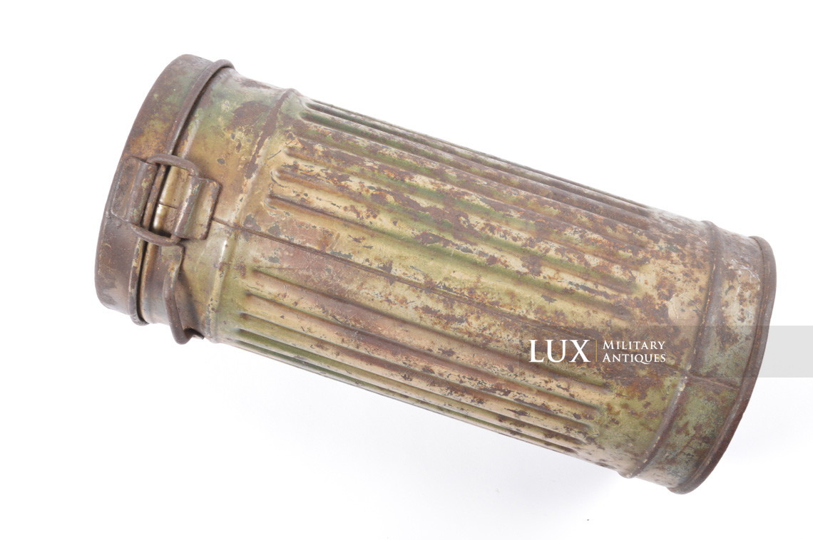 German three tone camouflage gasmask canister, « untouched / as found » - photo 10