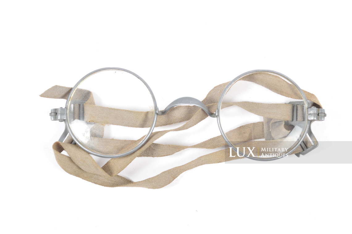 German cased gas mask glasses, « Masken-Brille » - photo 7