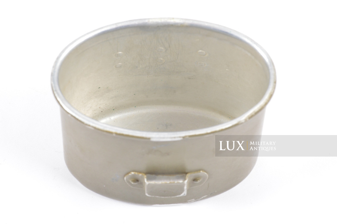 Early Tropical German canteen cup in aluminum, « HRE41 » - photo 10