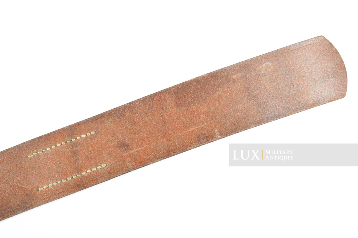 Unissued early German leather belt in natural brown leather, « 1939
