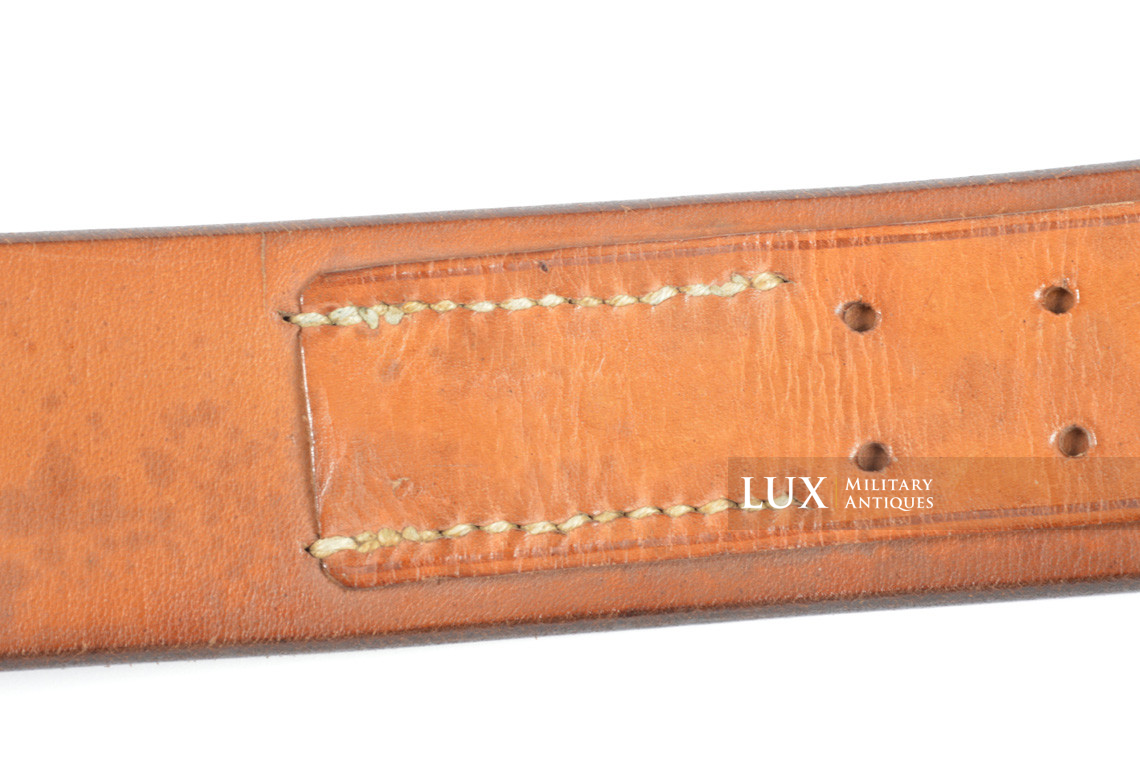 Unissued early German leather belt in natural brown leather, « 1939