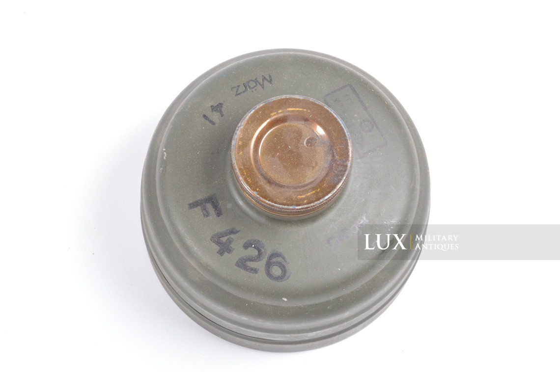 Late-war German Heer gas mask canister set, « 1944 » - photo 32