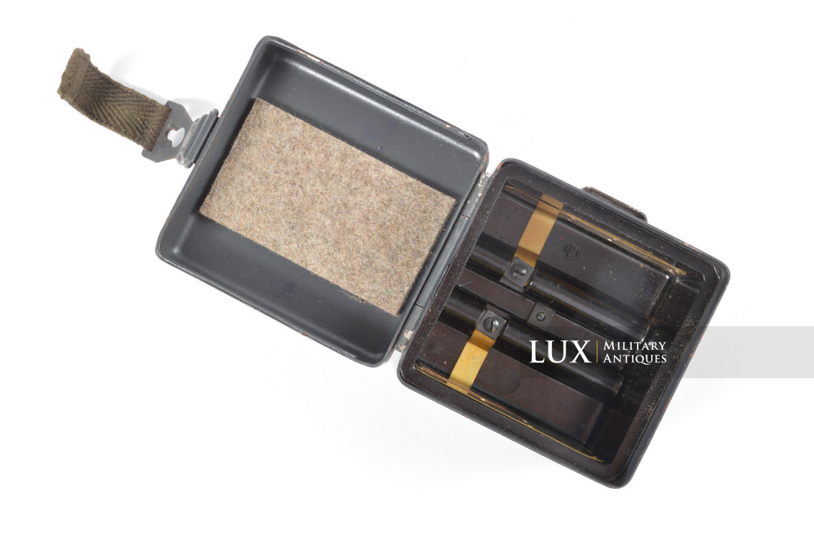 German MG34/42 optical sight battery box - photo 14