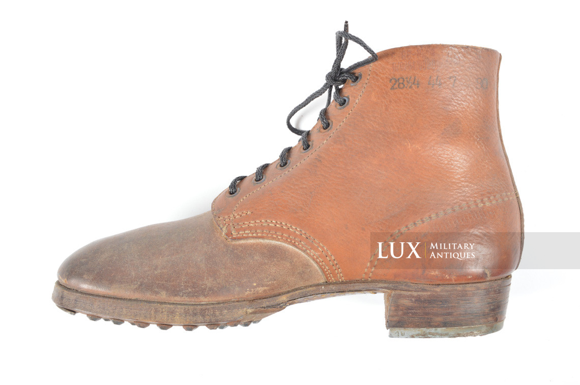 Late-war German low ankle combat boots, « RBNr » - photo 11