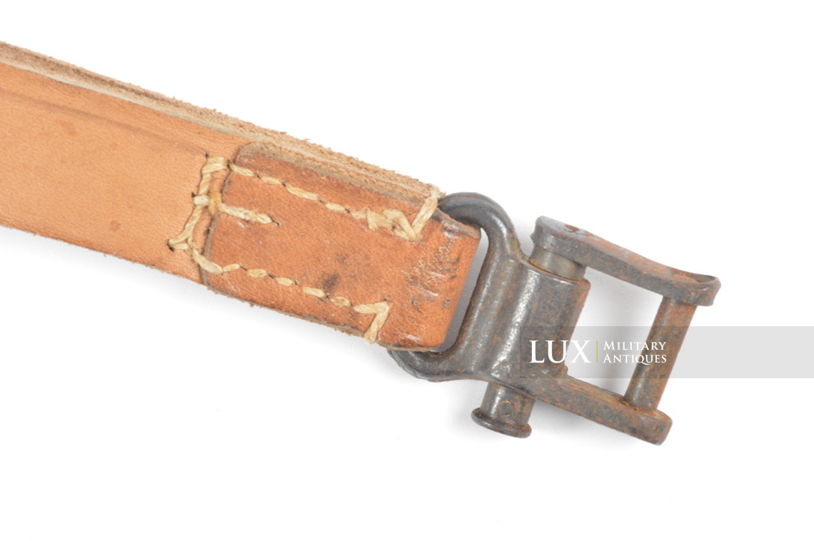 Unissued late war German MG34/42 leather sling, « bla1944 » - photo 10