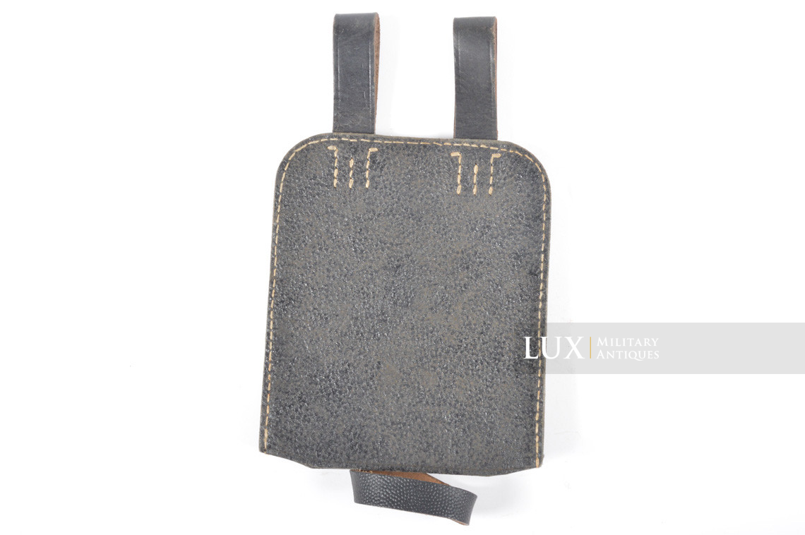 Unissued late-war German entrenching tool carrying case, « KVZ 1944 » - photo 11