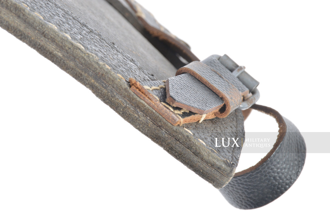 Unissued late-war German entrenching tool carrying case, « KVZ 1944 » - photo 14
