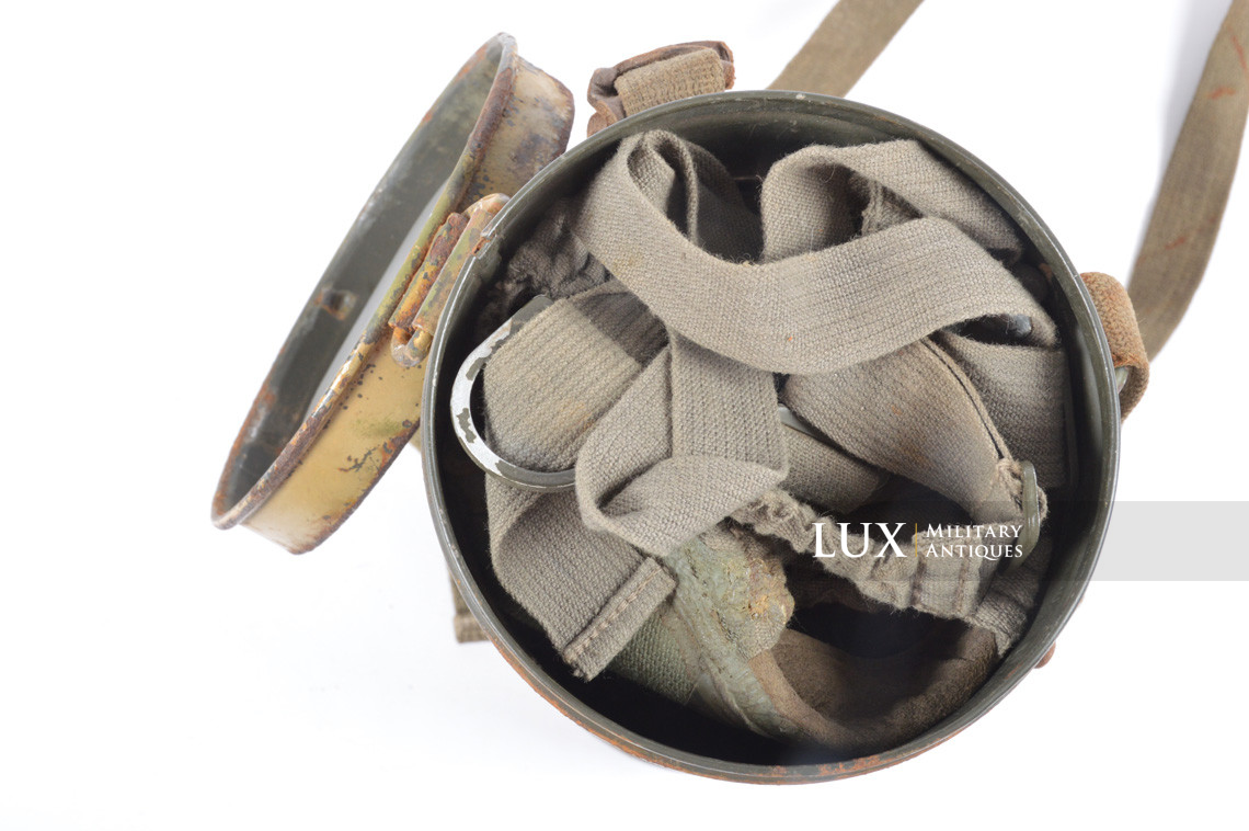 German three-tone camouflage gas mask canister set, « Normandy » - photo 39