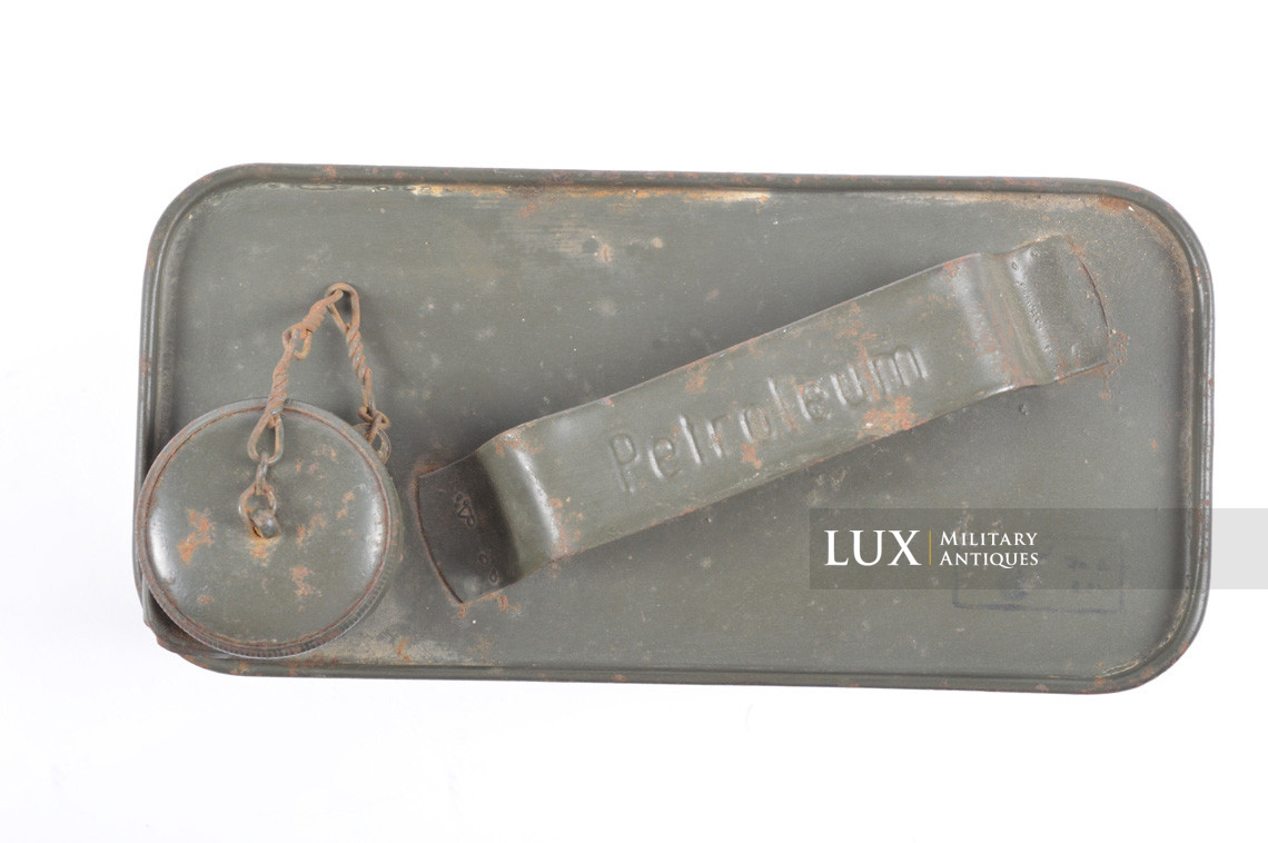 Jerrycan allemand de pétrole pour le nettoyage de la MG34/42, « Petroleum » - photo 8